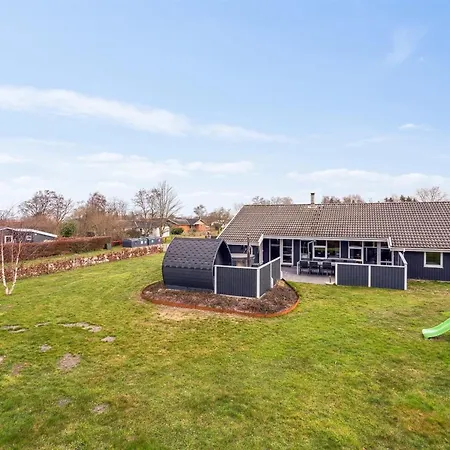 Akira - 250m From The Sea By Interhome Semesterbostad Nordborg